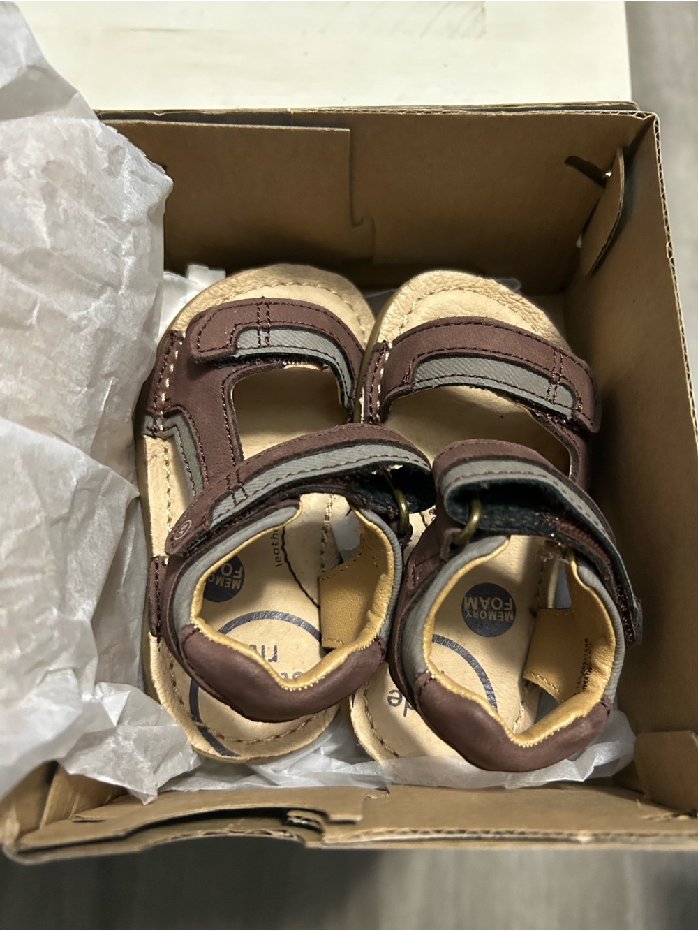 Stride Rite Baby Boy's SRT Oaklynn (Toddler) with Memory Foam, Brand New , 4M